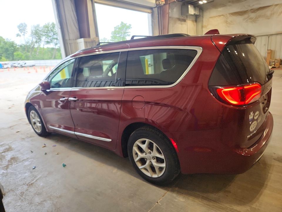 62246446 :رقم المزاد ، 2C4RC1BG8HR739570 vin ، 2017 Chrysler Pacifica مزاد بيع