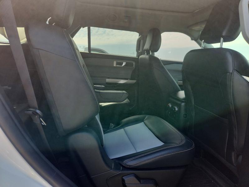 Продажа на аукционе авто 2022 Ford Explorer, vin: 1FMSK8DH0NGB17119, номер лота: 63329606