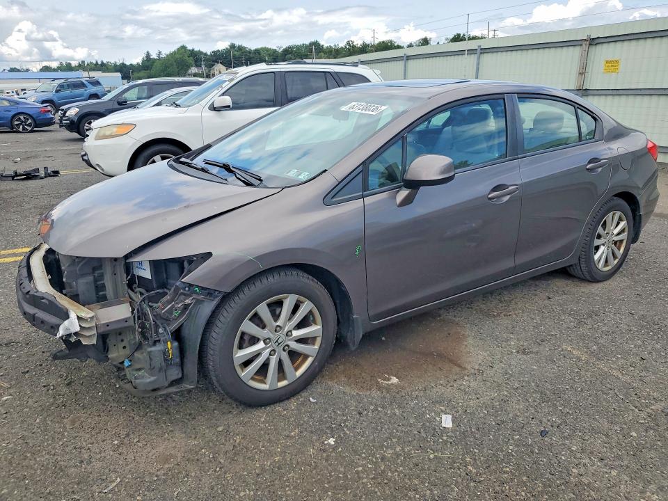 63138036 :رقم المزاد ، 19XFB2F84CE352068 vin ، 2012 Honda Civic مزاد بيع
