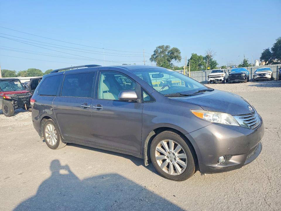 2012 Toyota Sienna მანქანა იყიდება აუქციონზე, vin: 5TDDK3DC7CS036335, აუქციონის ნომერი: 61581286