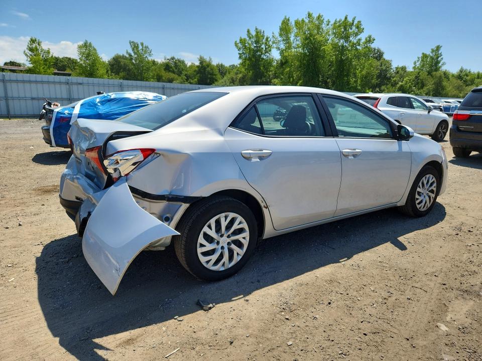 62752356 :رقم المزاد ، 2T1BURHE5HC959025 vin ، 2017 Toyota Corolla مزاد بيع