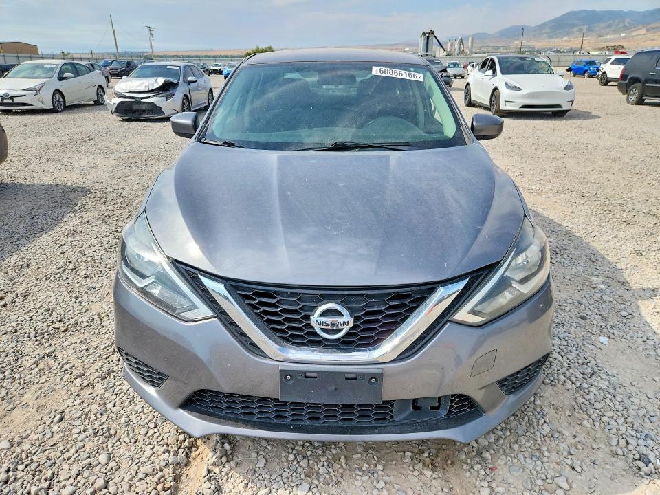60866166 :رقم المزاد ، 3N1AB7AP2KY377203 vin ، 2019 Nissan Sentra مزاد بيع
