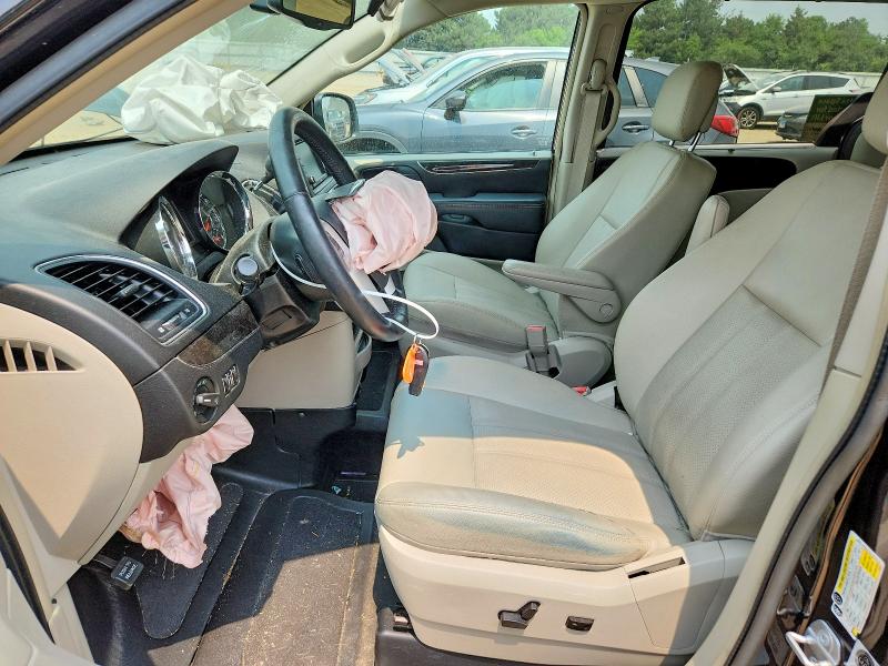Aukcja sprzedaży 2015 Chrysler Town & Country, vin: 2C4RC1CG1FR577695, numer aukcji: 61056636