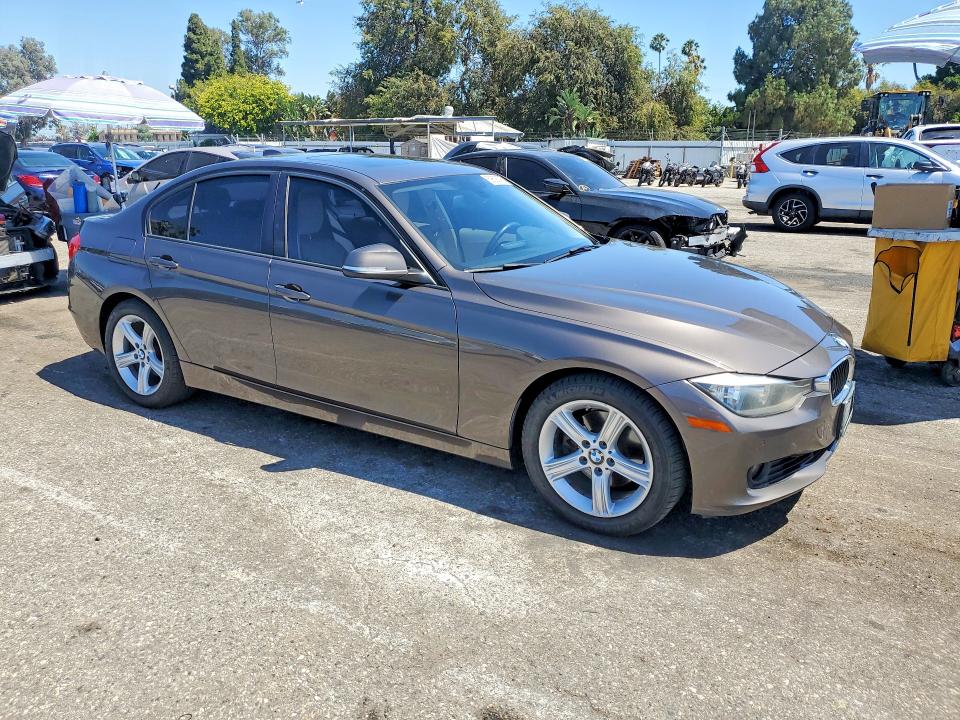 2012 Bmw 328 მანქანა იყიდება აუქციონზე, vin: WBA3A5G59CNP18238, აუქციონის ნომერი: 59608306