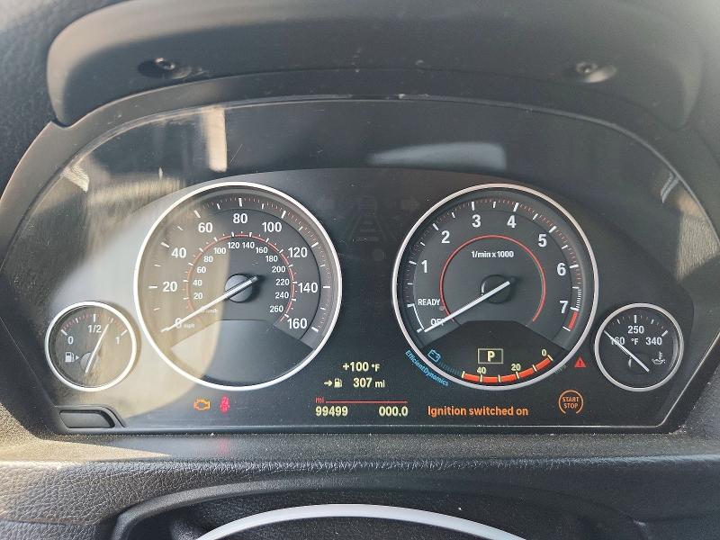 62383206 :رقم المزاد ، WBA8B9G51JNU96012 vin ، 2018 Bmw 330 مزاد بيع