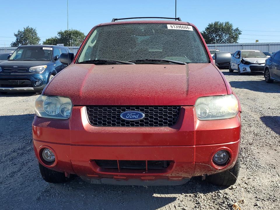 Продажа на аукционе авто 2005 Ford Escape, vin: 1FMYU94175KD29445, номер лота: 61396666