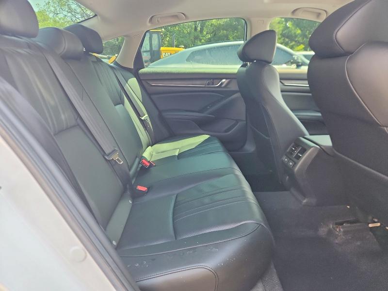 Продаж на аукціоні авто 2022 Honda Accord, vin: 1HGCV1F50NA048737, номер лоту: 61310126