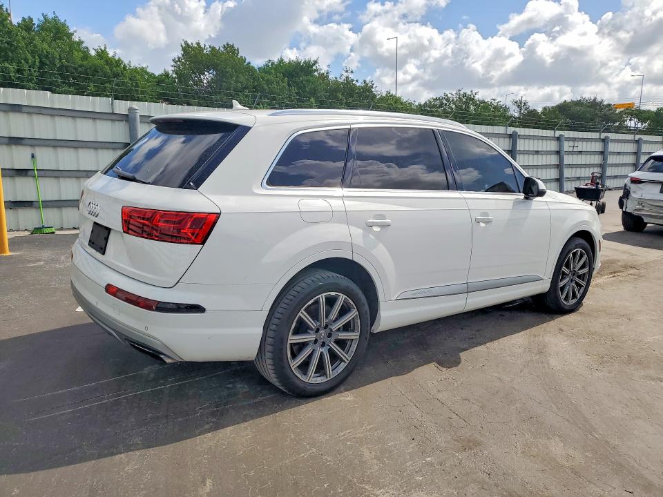 62242216 :رقم المزاد ، WA1LAAF73KD014615 vin ، 2019 Audi Q7 مزاد بيع