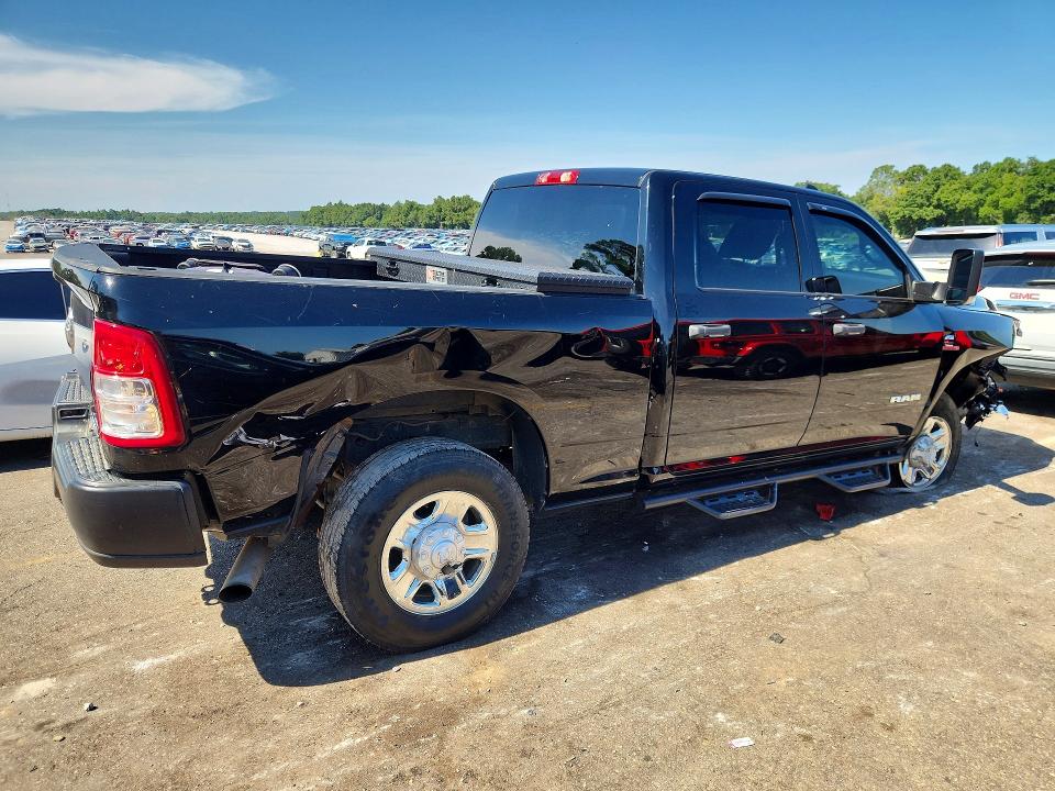 Продажа на аукционе авто 2021 Ram 2500, vin: 3C6UR5CL0MG559213, номер лота: 60235386