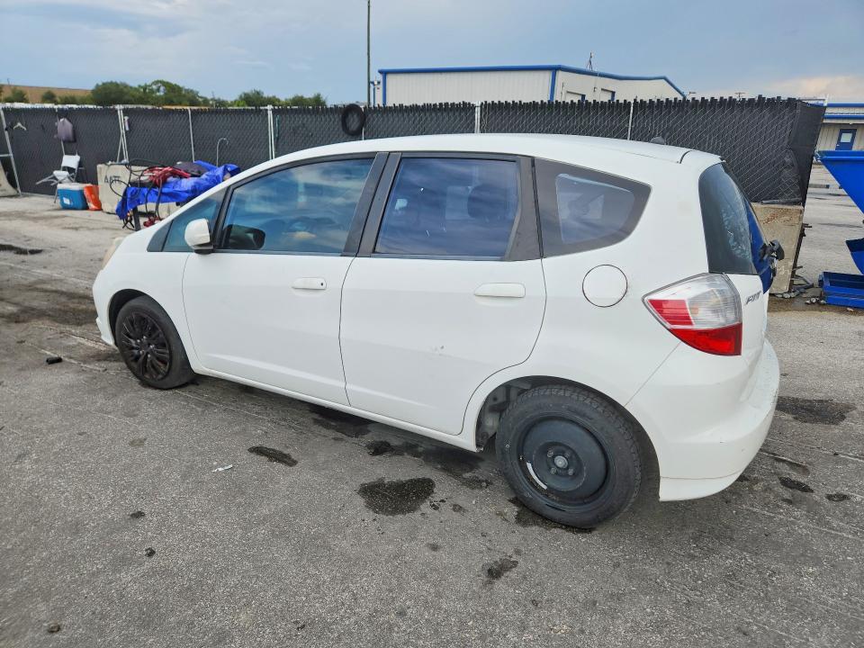 2013 Honda Fit მანქანა იყიდება აუქციონზე, vin: JHMGE8H34DC018324, აუქციონის ნომერი: 61576906