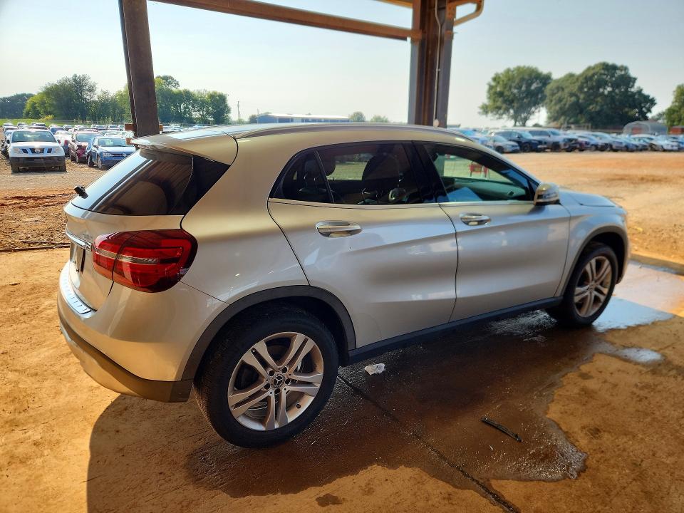 Aukcja sprzedaży 2019 Mercedes-benz Gla, vin: WDCTG4EBXKJ553210, numer aukcji: 62812566