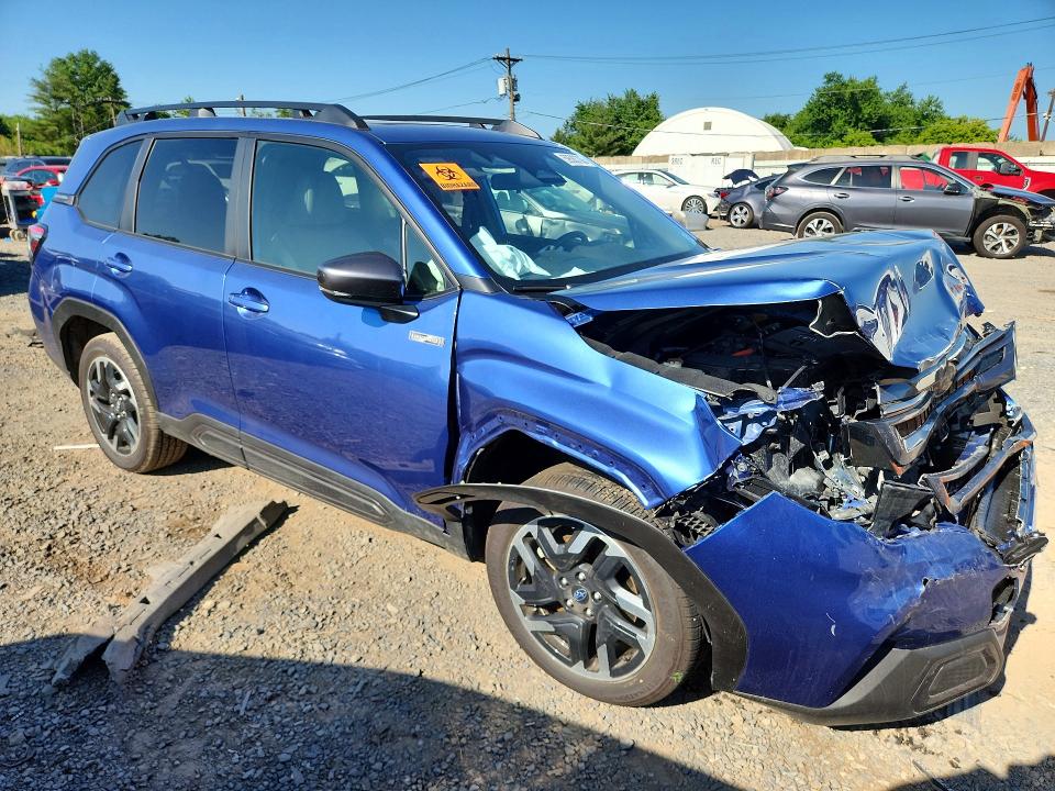 59583786 :رقم المزاد ، JF2SLSRD8SH449000 vin ، 2025 Subaru Forester مزاد بيع