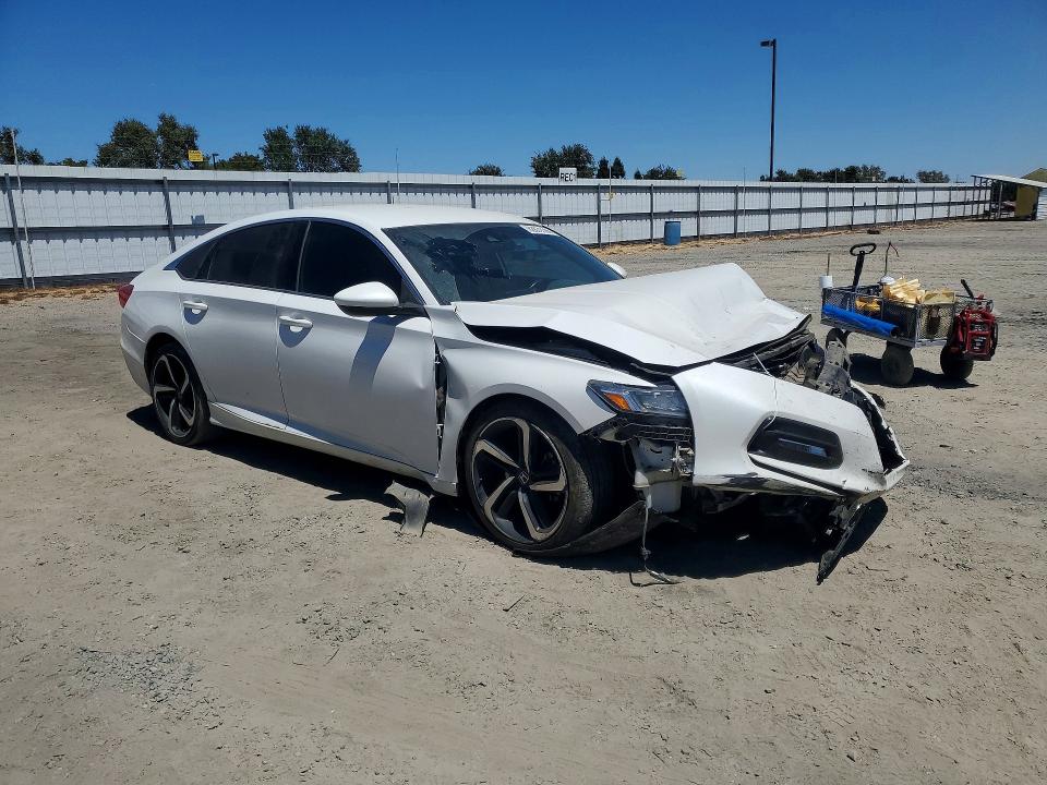 2018 Honda Accord მანქანა იყიდება აუქციონზე, vin: 1HGCV1F34JA159428, აუქციონის ნომერი: 62879196