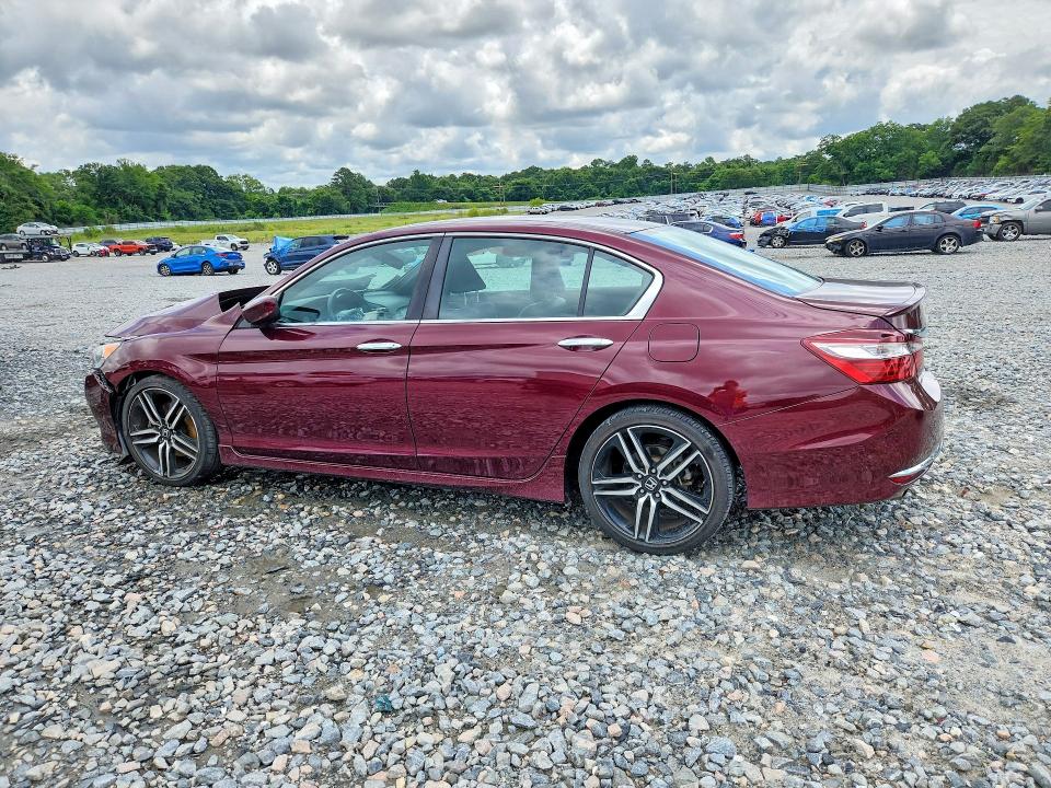 60821416 :رقم المزاد ، 1HGCR2F17HA117581 vin ، 2017 Honda Accord مزاد بيع