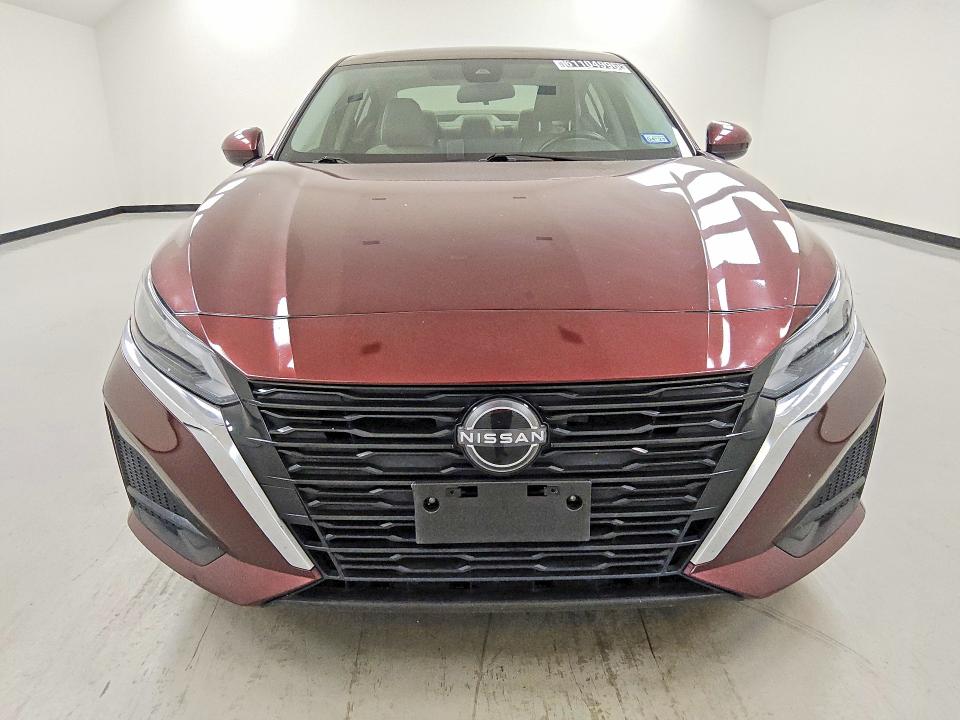 Продаж на аукціоні авто 2023 Nissan Altima, vin: 1N4BL4DV8PN374825, номер лоту: 61104996