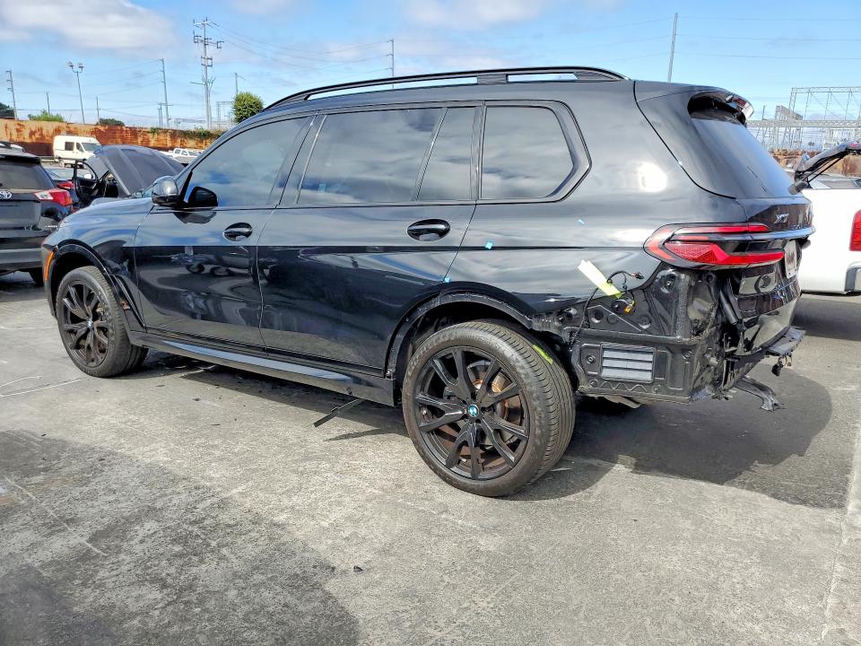 61972296 :رقم المزاد ، 5UX23EM09R9V30403 vin ، 2024 Bmw X7 مزاد بيع