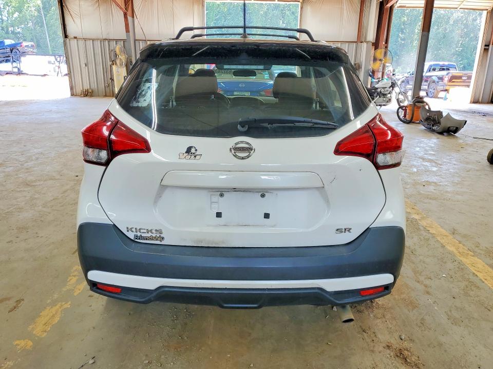 Продажа на аукционе авто 2018 Nissan Kicks, vin: 3N1CP5CU0JL532876, номер лота: 63226366