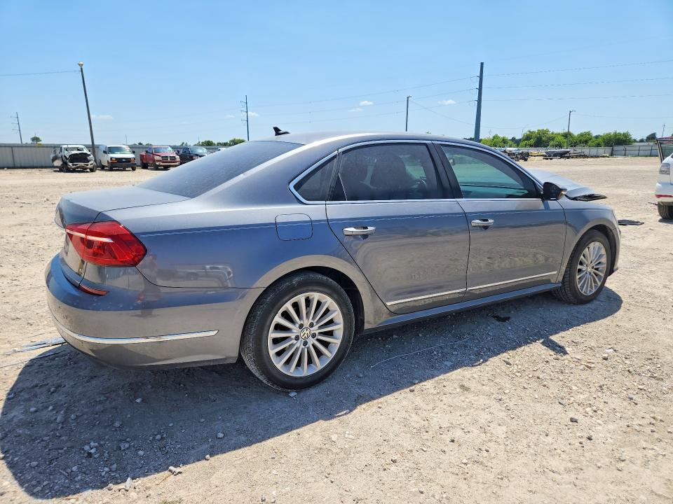 63101136 :رقم المزاد ، 1VWBS7A31GC021370 vin ، 2016 Volkswagen Passat مزاد بيع
