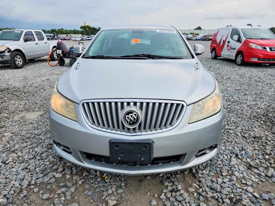 62871356 :رقم المزاد ، 1G4GC5EGXAF273806 vin ، 2010 Buick Lacrosse مزاد بيع