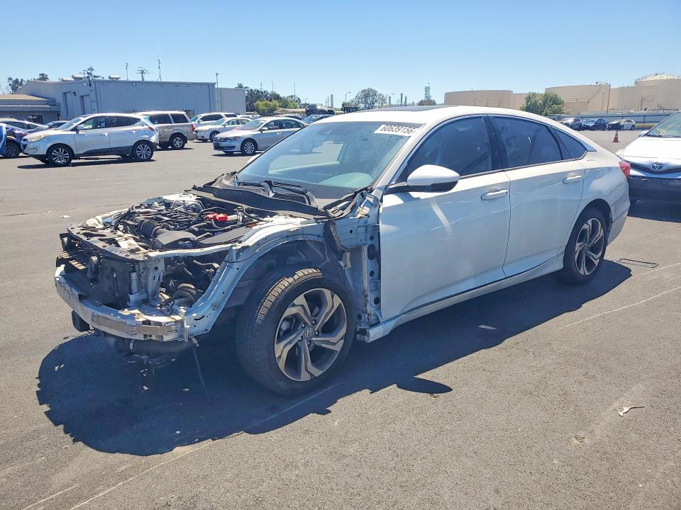 Auction sale of the 2018 Honda Accord, vin: 1HGCV1F5XJA083179, lot number: 60639156