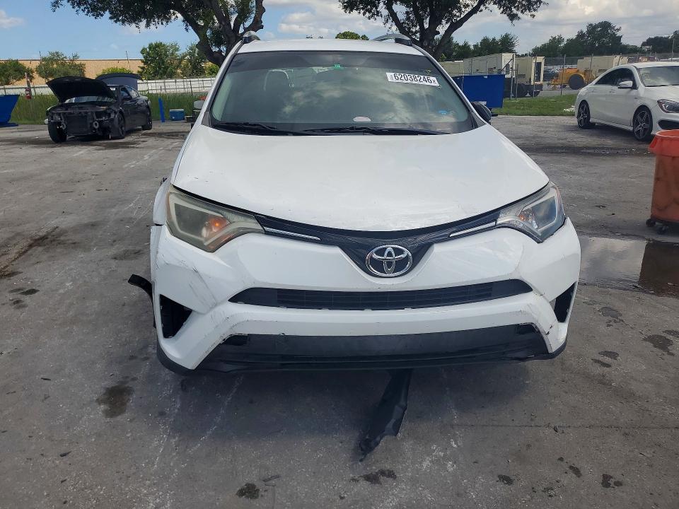 Продажа на аукционе авто 2016 Toyota Rav4, vin: JTMZFREV5GD082809, номер лота: 62038246