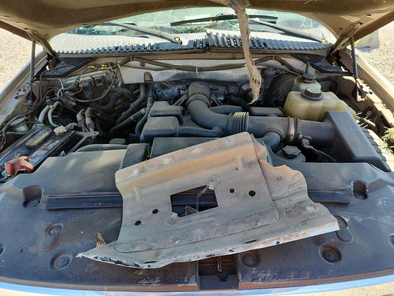 61010696 :رقم المزاد ، 1FMFU16528LA45230 vin ، 2008 Ford Expedition مزاد بيع