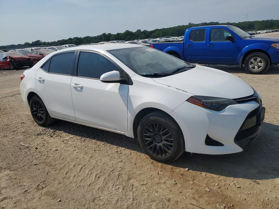 Продаж на аукціоні авто 2017 Toyota Corolla, vin: 5YFBURHE4HP710487, номер лоту: 61404886