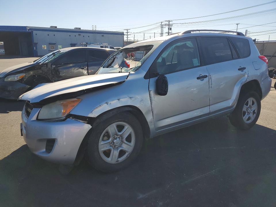 60405946 :رقم المزاد ، 2T3KF4DVXBW072942 vin ، 2011 Toyota Rav4 مزاد بيع