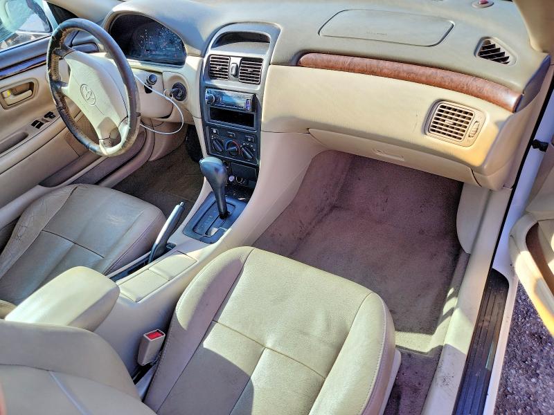 60326546 :رقم المزاد ، 2T1CF22P0YC334189 vin ، 2000 Toyota Camry Solara مزاد بيع
