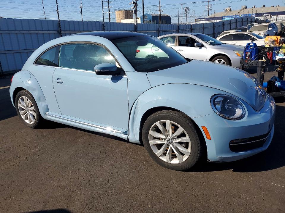 61906766 :رقم المزاد ، 3VWJL7AT2DM612844 vin ، 2013 Volkswagen Beetle مزاد بيع