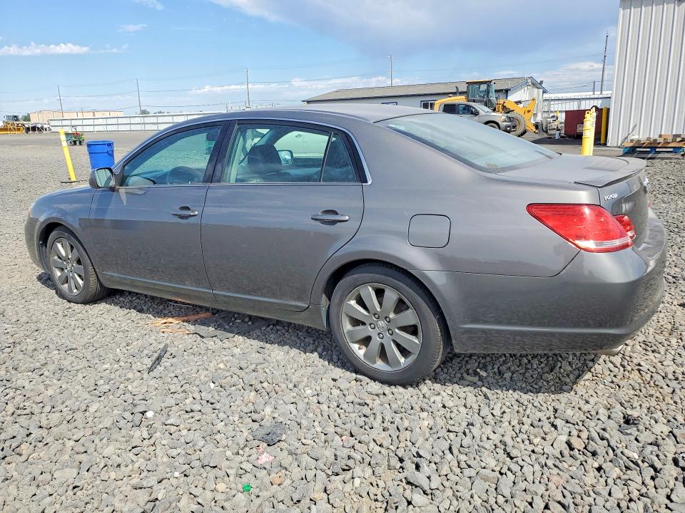 61595246 :رقم المزاد ، 4T1BK36B47U182863 vin ، 2007 Toyota Avalon مزاد بيع