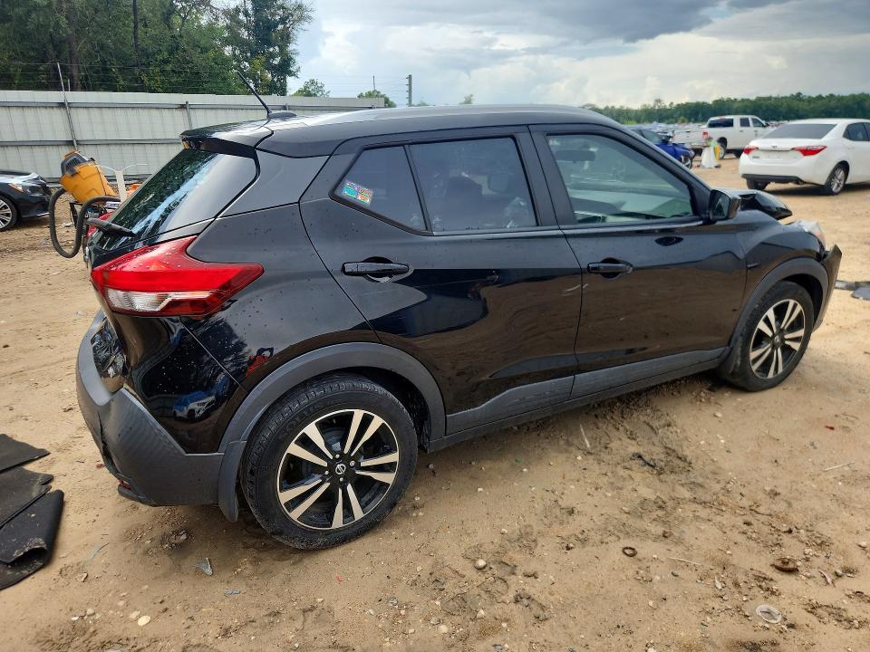 Продаж на аукціоні авто 2019 Nissan Kicks, vin: 3N1CP5CU0KL560372, номер лоту: 61170356