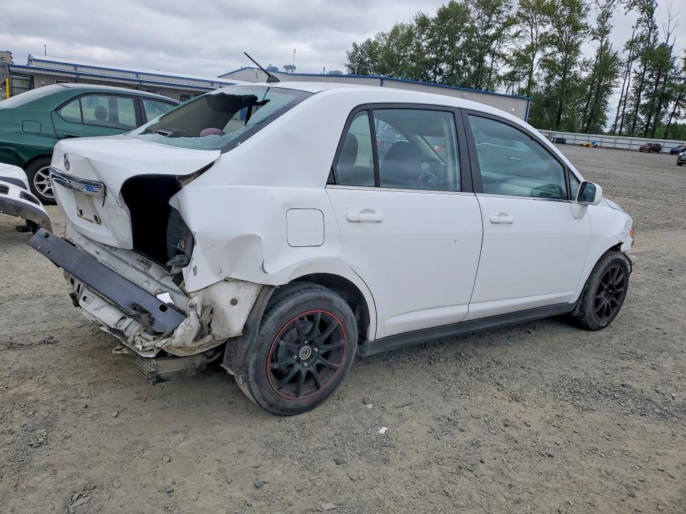 59709636 :رقم المزاد ، 3N1BC11E17L405686 vin ، 2007 Nissan Versa مزاد بيع