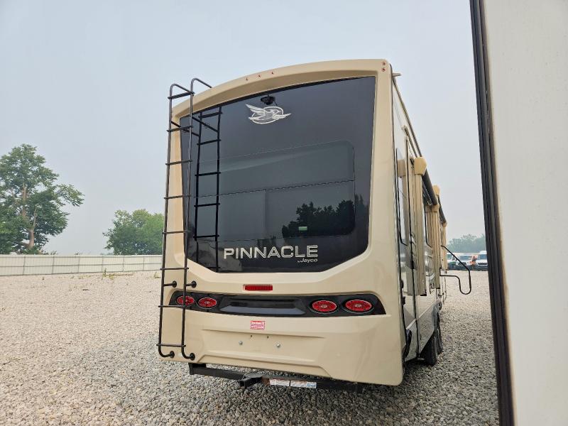 Продаж на аукціоні авто 2023 Jayco Pinnacle Fifth Wheel, vin: 1UJCF0BV7P1RR0055, номер лоту: 60505236