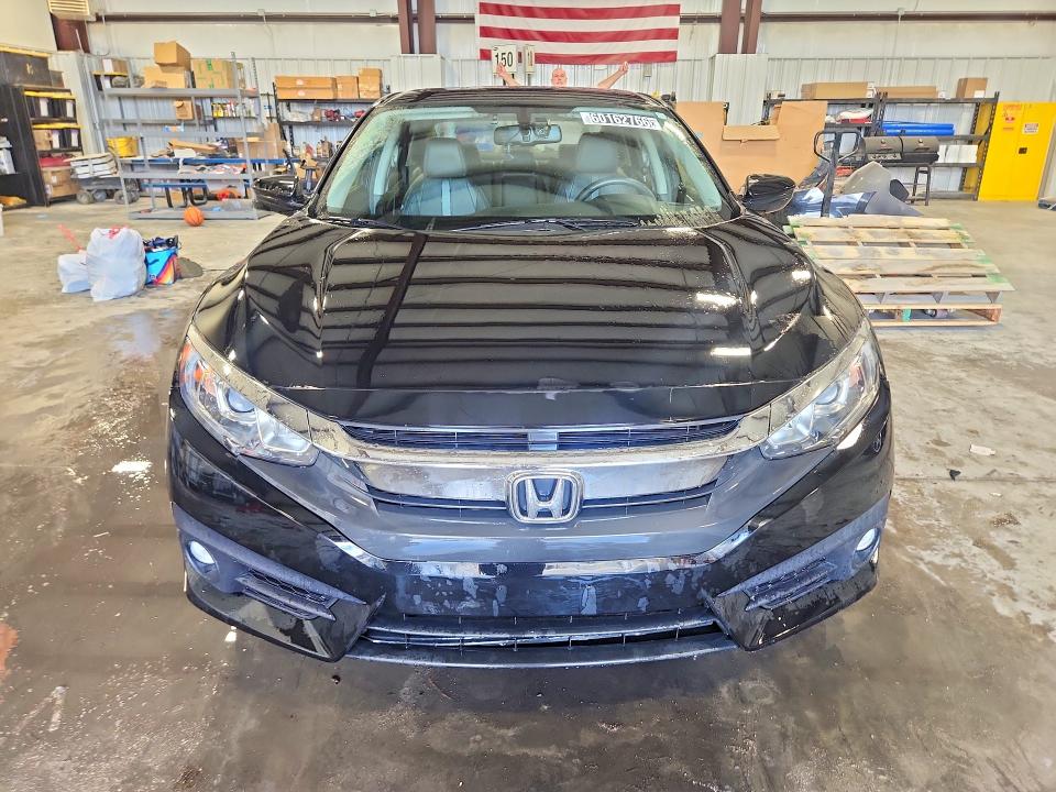 2018 Honda Civic მანქანა იყიდება აუქციონზე, vin: JHMFC1F76JX017890, აუქციონის ნომერი: 60162766