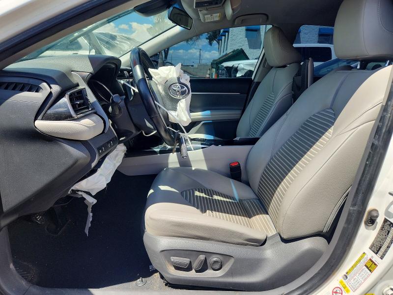 2019 Toyota Camry მანქანა იყიდება აუქციონზე, vin: 4T1B11HK6KU712067, აუქციონის ნომერი: 63241356