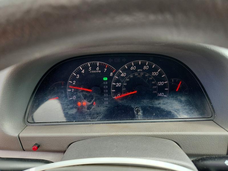60861476 :رقم المزاد ، 4T1BE32K05U596880 vin ، 2005 Toyota Camry مزاد بيع