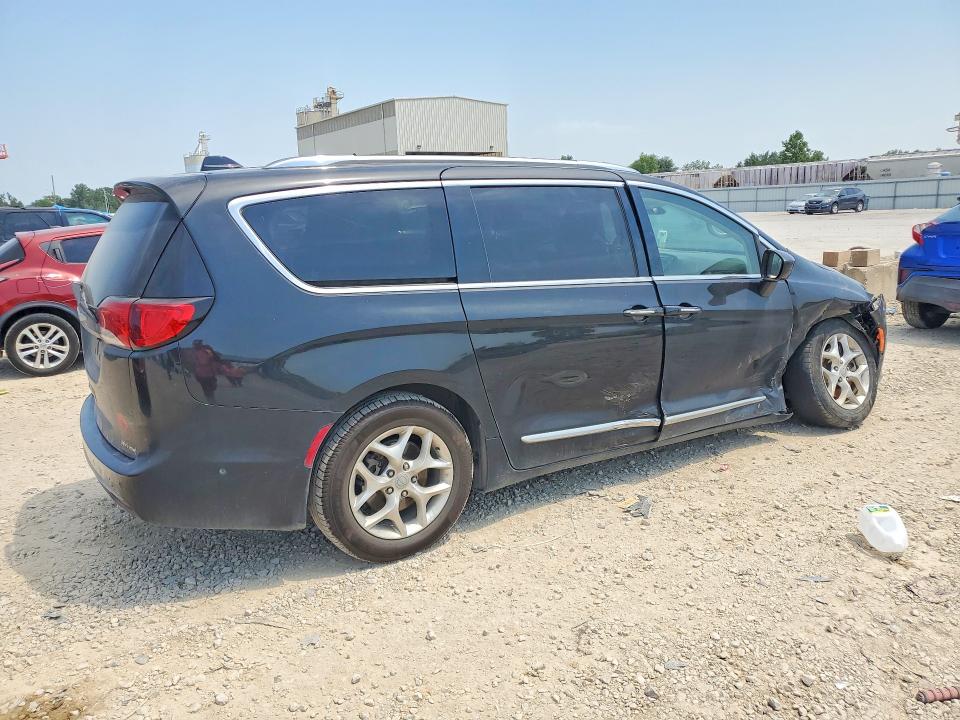 61776826 :رقم المزاد ، 2C4RC1EGXLR164943 vin ، 2020 Chrysler Pacifica مزاد بيع