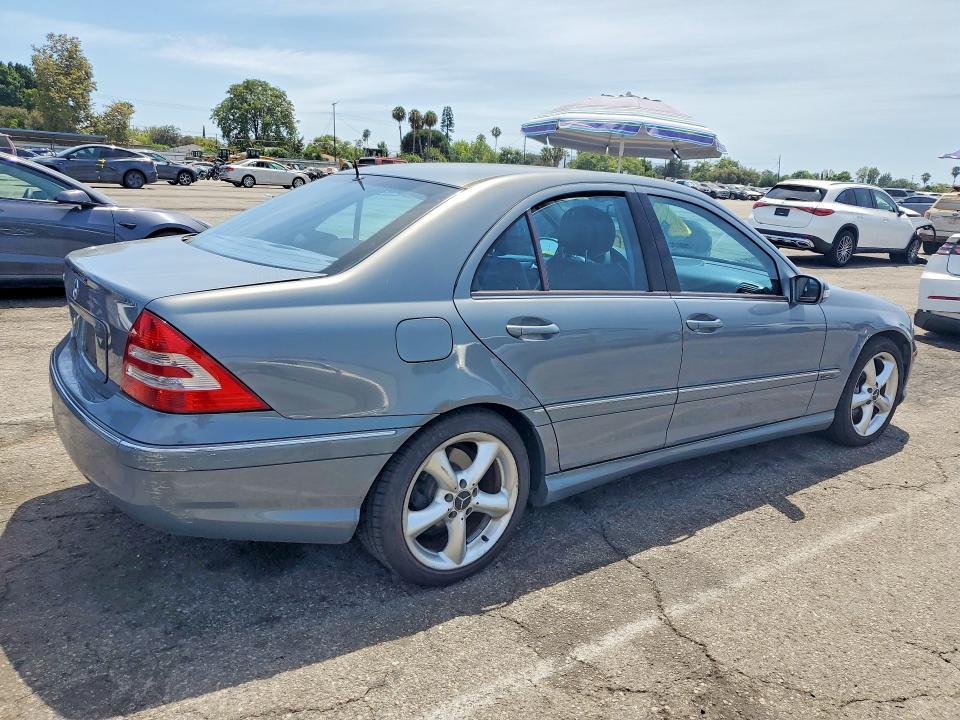 2006 Mercedes-benz C მანქანა იყიდება აუქციონზე, vin: WDBRF52H66F744146, აუქციონის ნომერი: 62645186