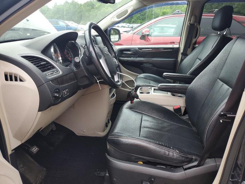 61719596 :رقم المزاد ، 2C4RC1BG5DR747636 vin ، 2013 Chrysler Town & Country مزاد بيع