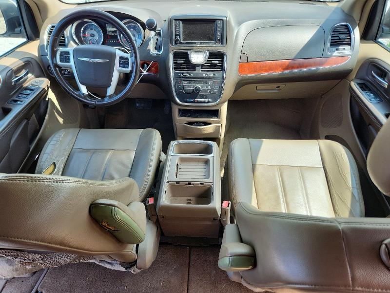 2014 Chrysler Town & Country მანქანა იყიდება აუქციონზე, vin: 2C4RC1BG9ER236450, აუქციონის ნომერი: 62111356