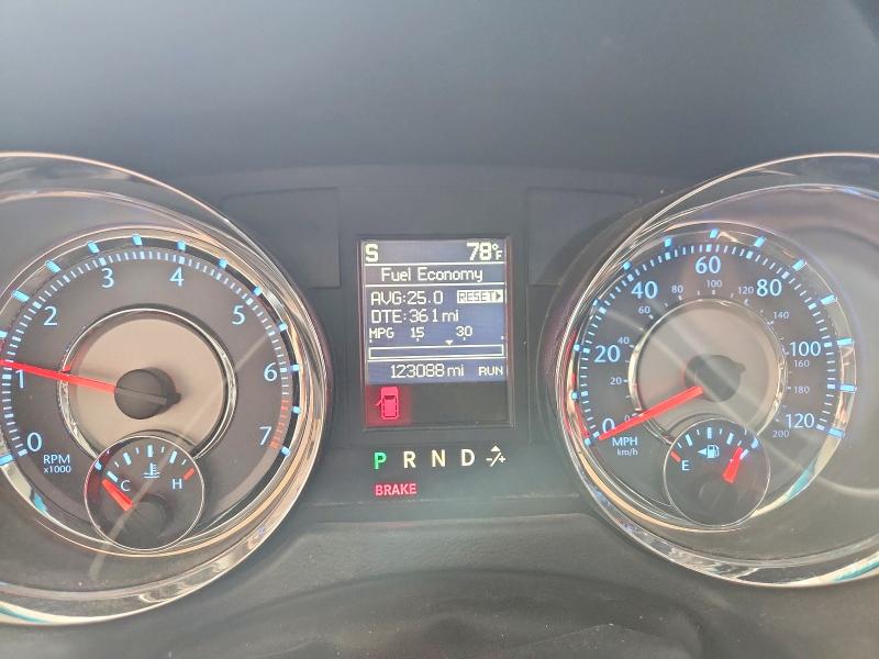 61511176 :رقم المزاد ، 2C4RC1BG5GR290539 vin ، 2016 Chrysler Town & Country مزاد بيع
