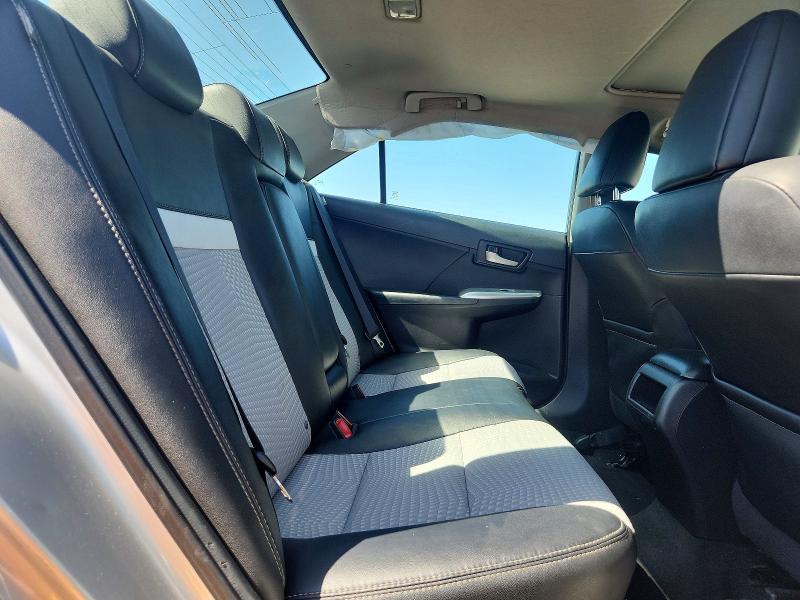 63375786 :رقم المزاد ، 4T1BF1FK5CU605467 vin ، 2012 Toyota Camry مزاد بيع