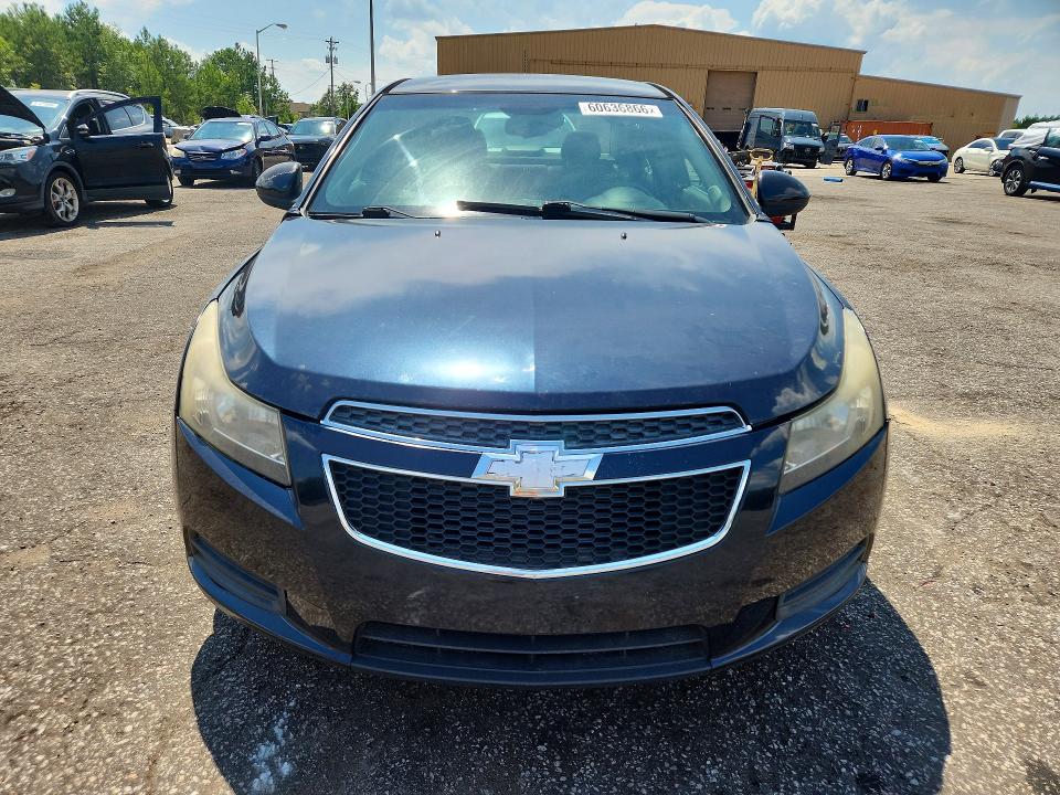 60636866 :رقم المزاد ، 1G1PC5SB6E7173756 vin ، 2014 Chevrolet Cruze مزاد بيع