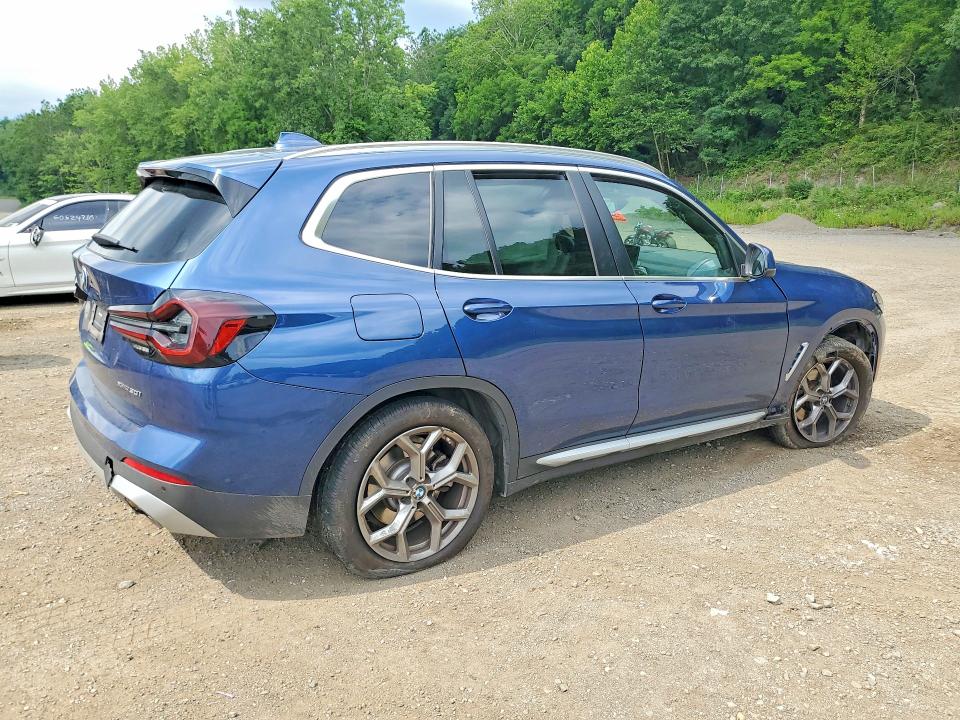 60698666 :رقم المزاد ، 5UX53DP03N9N10676 vin ، 2022 Bmw X3 مزاد بيع