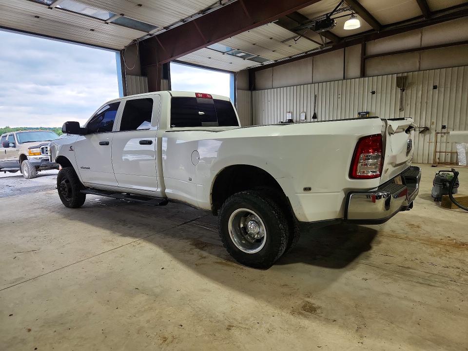 62539896 :رقم المزاد ، 3C63RRGL8NG151833 vin ، 2022 Ram 3500 مزاد بيع