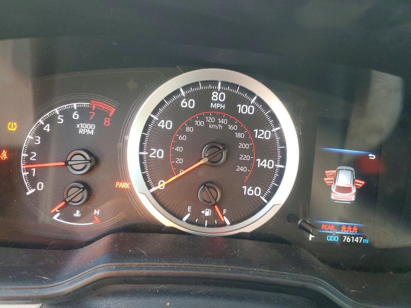 62668476 :رقم المزاد ، 7MUAAAAG3NV006159 vin ، 2022 Toyota Corolla Cross مزاد بيع