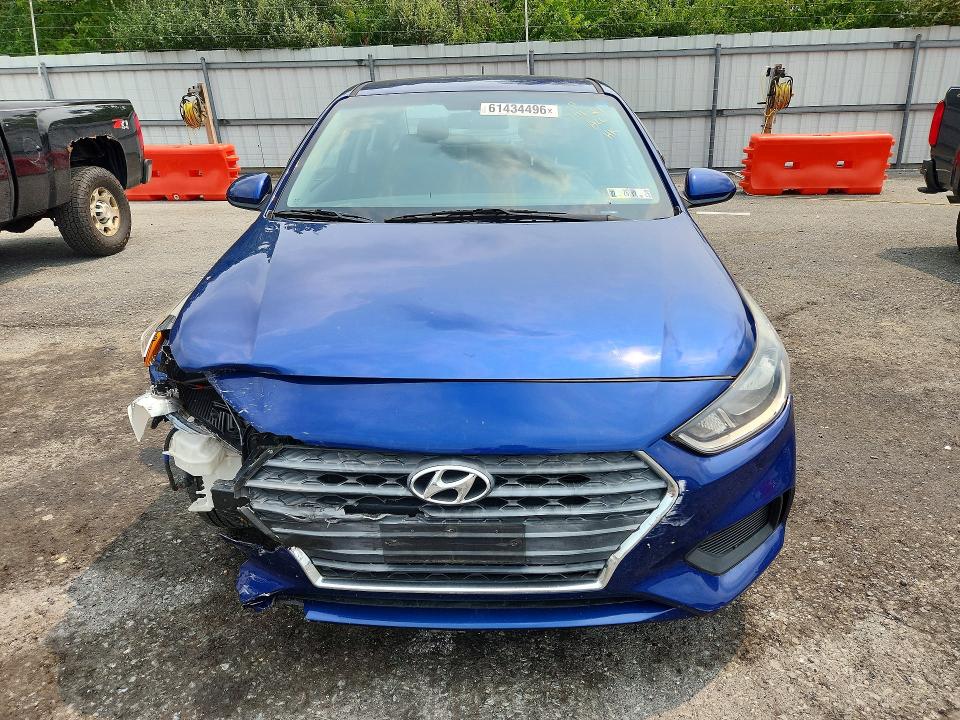 2018 Hyundai Accent მანქანა იყიდება აუქციონზე, vin: 3KPC24A38JE013899, აუქციონის ნომერი: 61434496