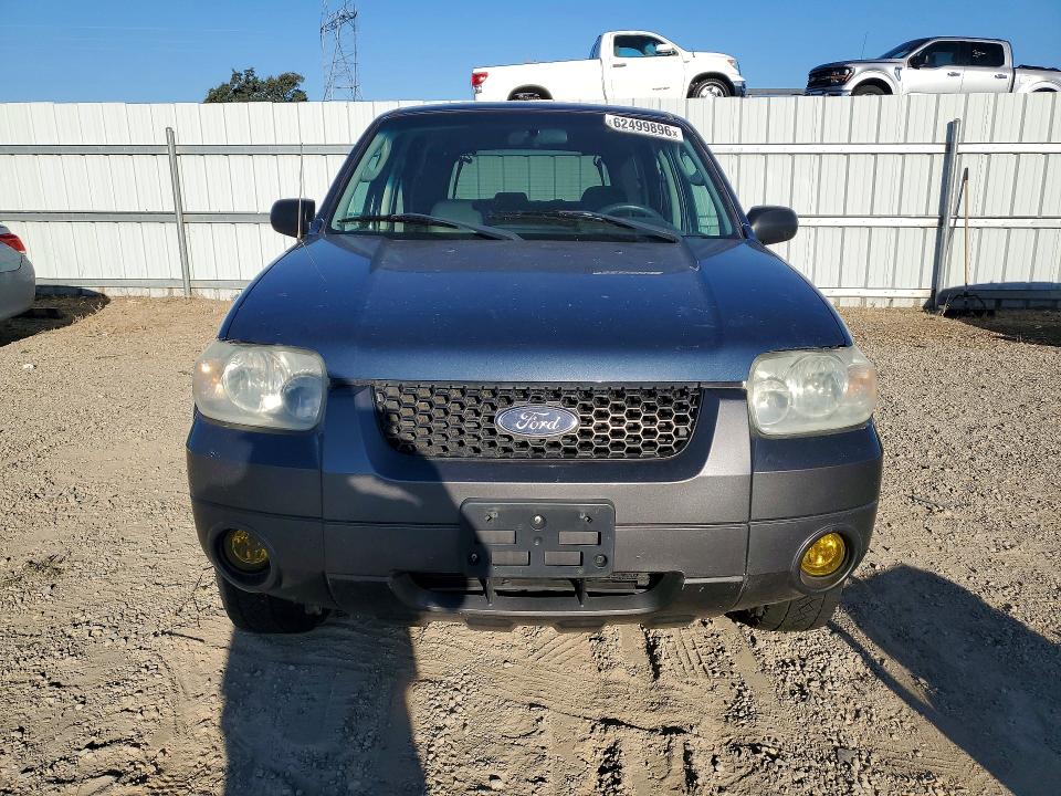 Auction sale of the 2005 Ford Escape, vin: 1FMYU93185KA46215, lot number: 62499896