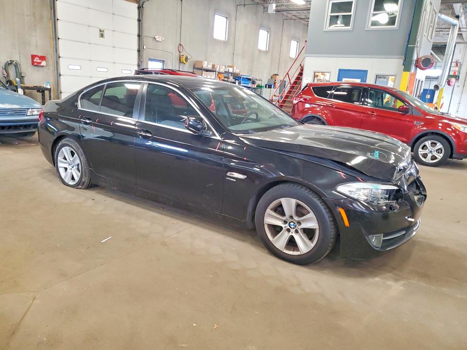 59336556 :رقم المزاد ، WBAXH5C55CDW08960 vin ، 2012 Bmw 5 Series 528i مزاد بيع